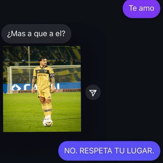 ailuvvvvv's tweet photo. más que a él jamás https://t.co/cqZ7TzKLzb