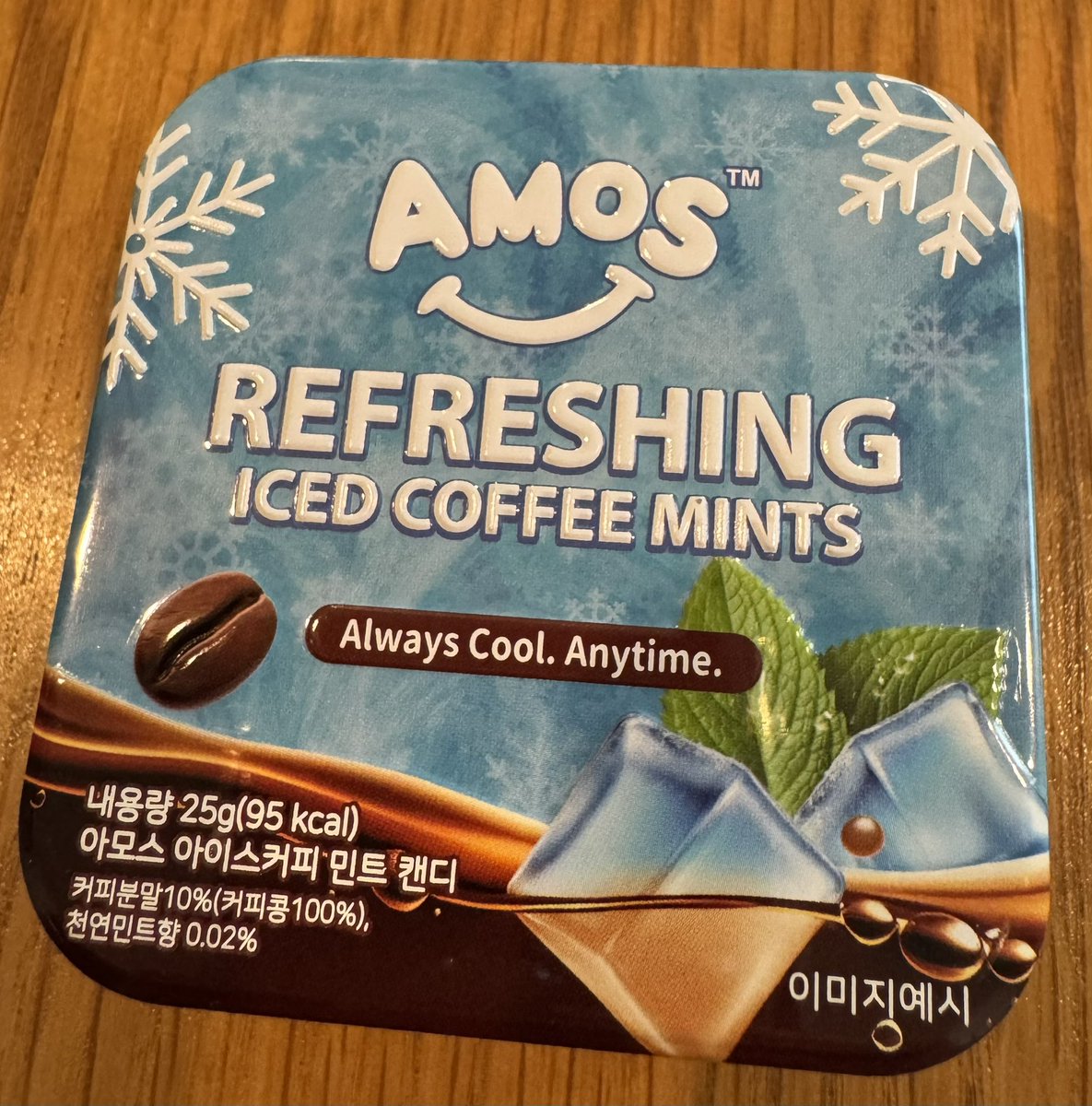 COCO98501939's tweet photo. 甘くないし苦い🟰コーヒーっぽいからホントのコーヒー好きな人は好きかも😊
コーヒー飲めない私には大人味💦でもお口の中スーッとして良いね！ https://t.co/k1DI4ZHk74