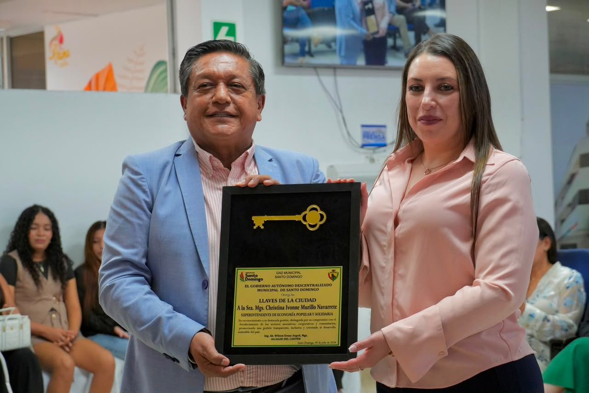 SEPS_Ec's tweet photo. 📝 En Santo Domingo de los Tsáchilas, la Superintendente Christina Murillo participó en la Cuarta Sesión Ordinaria del Comité de Coordinación de la @FTCS_Ec , donde se abordaron los avances del Plan Nacional de Integridad Pública y Lucha contra la Corrupción, el seguimiento a los planes y programas del Comité y el fortalecimiento de la coordinación interinstitucional.

#SEPSSupervisiónYControl