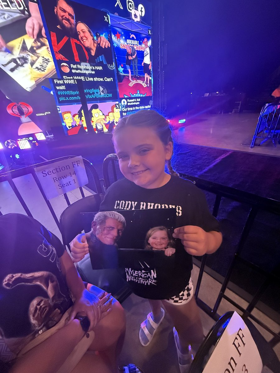 Jaspersmith725's tweet photo. Photo March 23, 2024 #WWESpringfield Ella’s back again to hopefully get signed now @CodyRhodes https://t.co/ihz3oEOefF