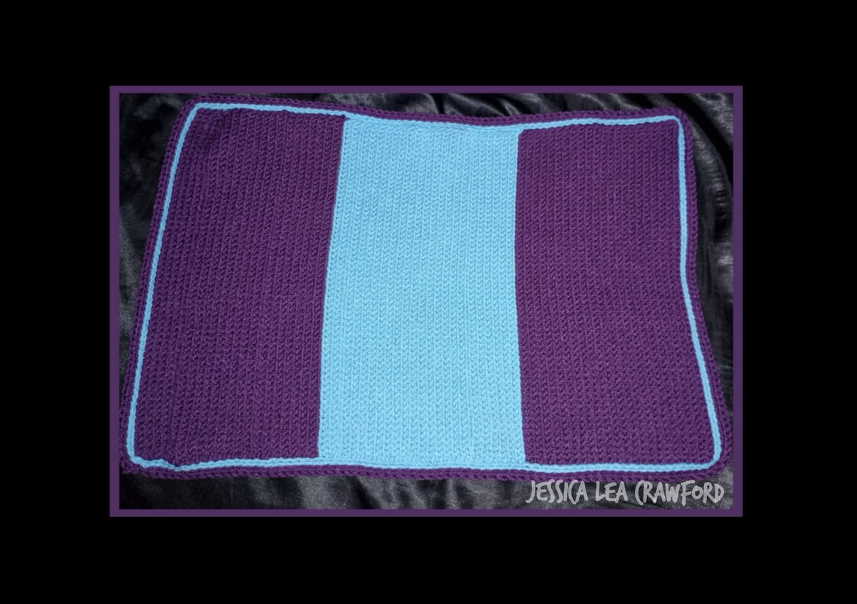 _Jessica_Lea_'s tweet photo. Table scarves i crocheted.

#crochet #scarf https://t.co/X1pt3PX8M5