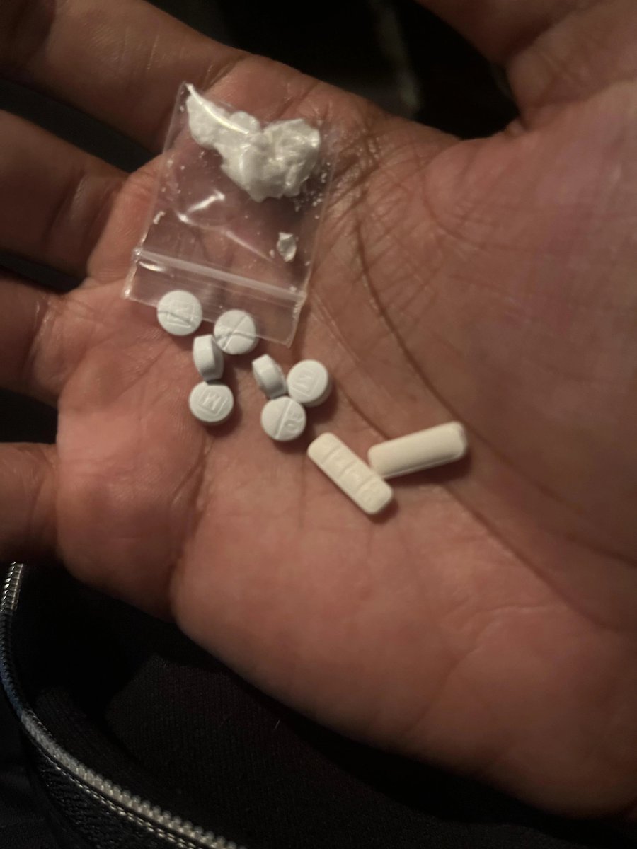 Ec654321's tweet photo. VON BOÝAGE WAT GO UP COME DOWN

7 Ⓜ️ 2 ggs and a dub of 🐟 scale 

#drugtwt #shedtwt #988twt #coketwt https://t.co/wgktlyrlIN