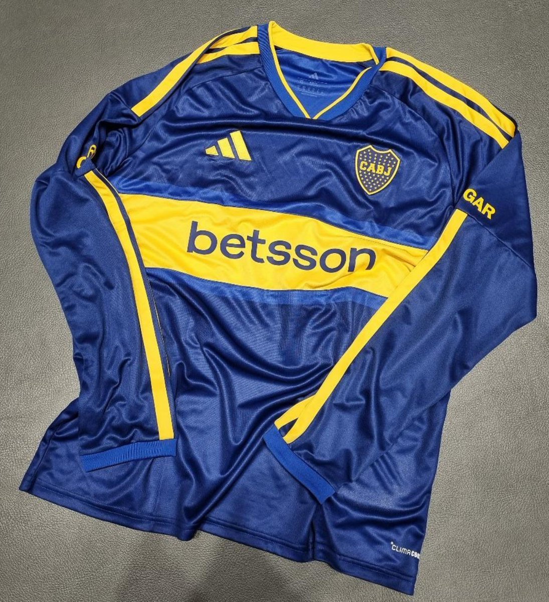 marto_m3's tweet photo. Foto real camiseta Adidas Boca manga larga 26/27 versión hincha. 

(No me etiqueten ja) 
#MartoIndumentaria https://t.co/oNpCtjyGa2