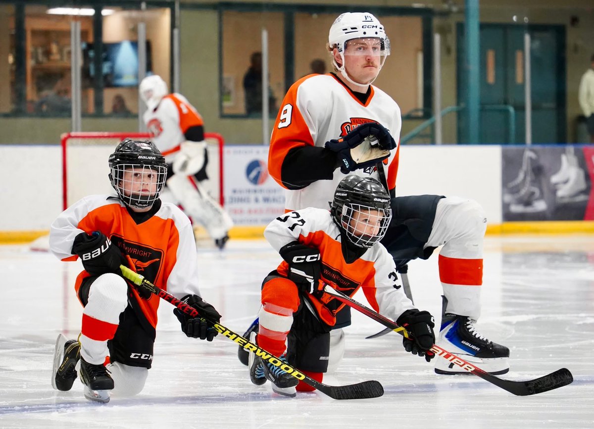 WWRustlers's tweet photo. Thank you to everyone who came out to support the Wainwright Rotary Celebrity Charity Hockey Game Wednesday night!

The Rustlers were proud to run the bar throughout the game, helping keep everyone hydrated while raising $2,000 for Bodhi and his family through bar sales! https://t.co/5i4unPk9Wo
