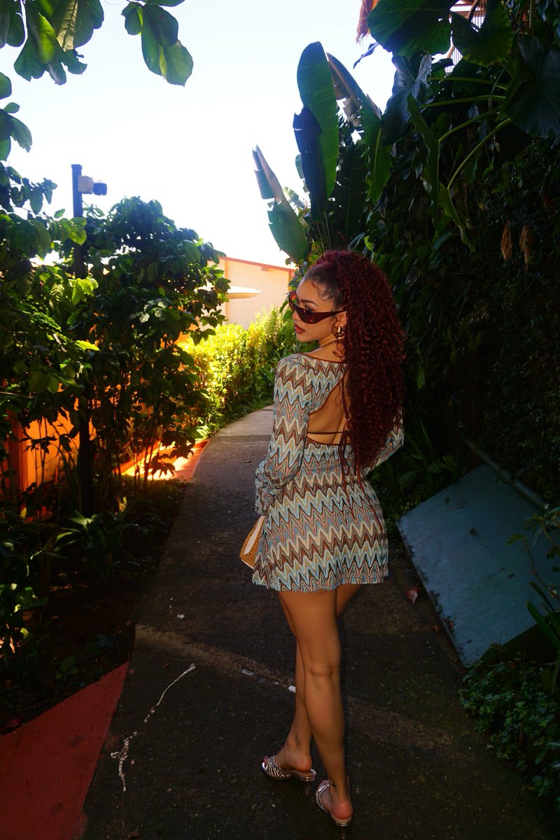 yayitsadri's tweet photo. I promise I’m meant to live in the tropics https://t.co/zCSfEaOaiH