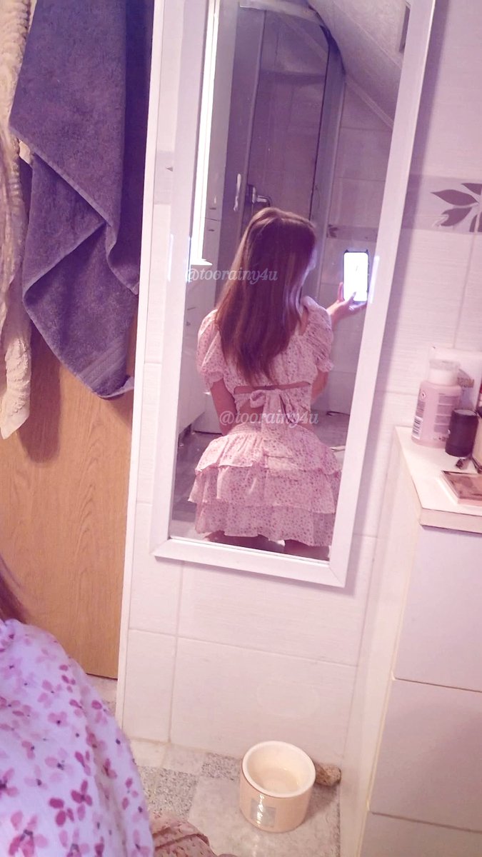toorainy4u's tweet photo. looking for moots + girl friends 

𝜗ৎ she / her, EU
𝜗ৎ val, sims, mc, roblox, horror, etc
𝜗ৎ fashion, makeup, graphic design, bike, drawing
𝜗ৎ i try to reply everyone
𝜗ৎ mdni

♡ / ⟳ to be moots

#moothunt #promotwt #gamingtwt #valtwt #moots https://t.co/uFJODsjrSH