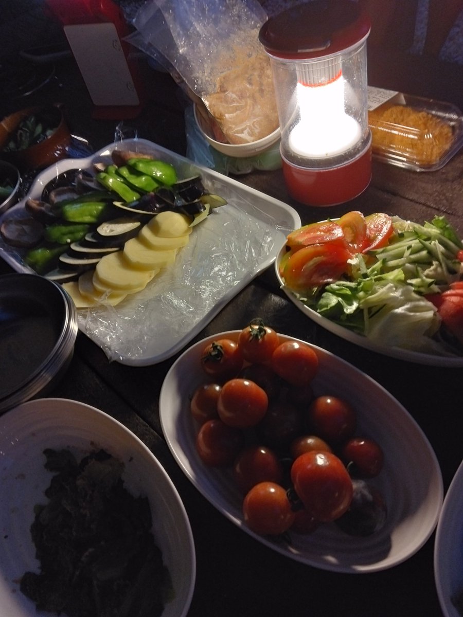 Mitakara_kame's tweet photo. おはようございます

7月31日金曜日

先日行った真田の思い出
🌿🌽

連日記録づくめの暑さが
続いております🔥

皆様十分気をつけて
お過ごしください🍀

7月も有難うございました🙇

穏やかな佳い週末に
なりますように🙏

#葛飾区亀有
#みたから https://t.co/gvSwCN8rPA