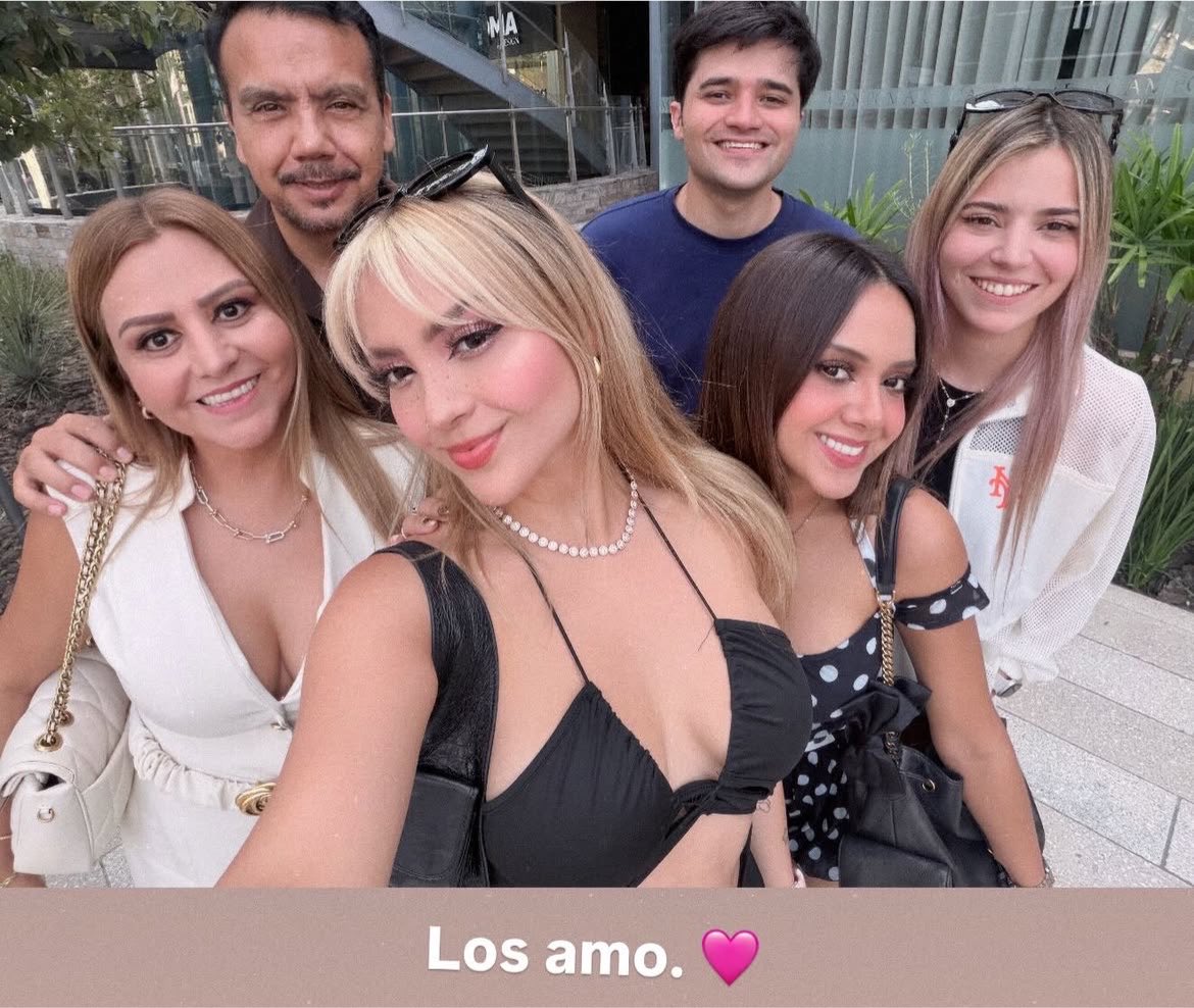 Fer Aguilar tweet media