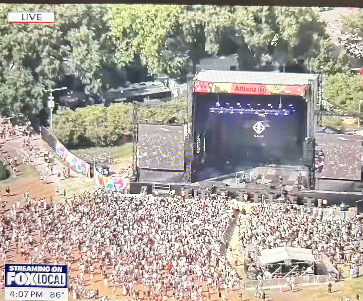 abi_himaya's tweet photo. Congratulations, SB19!!! YOU MADE US ALL SOOO PROUD!!! 🇵🇭❤️‍🔥

SB19PALOOZA FESTIVAL
@SB19Official #SB19 
#SB19atLollapalooza https://t.co/2kO2I5vU47