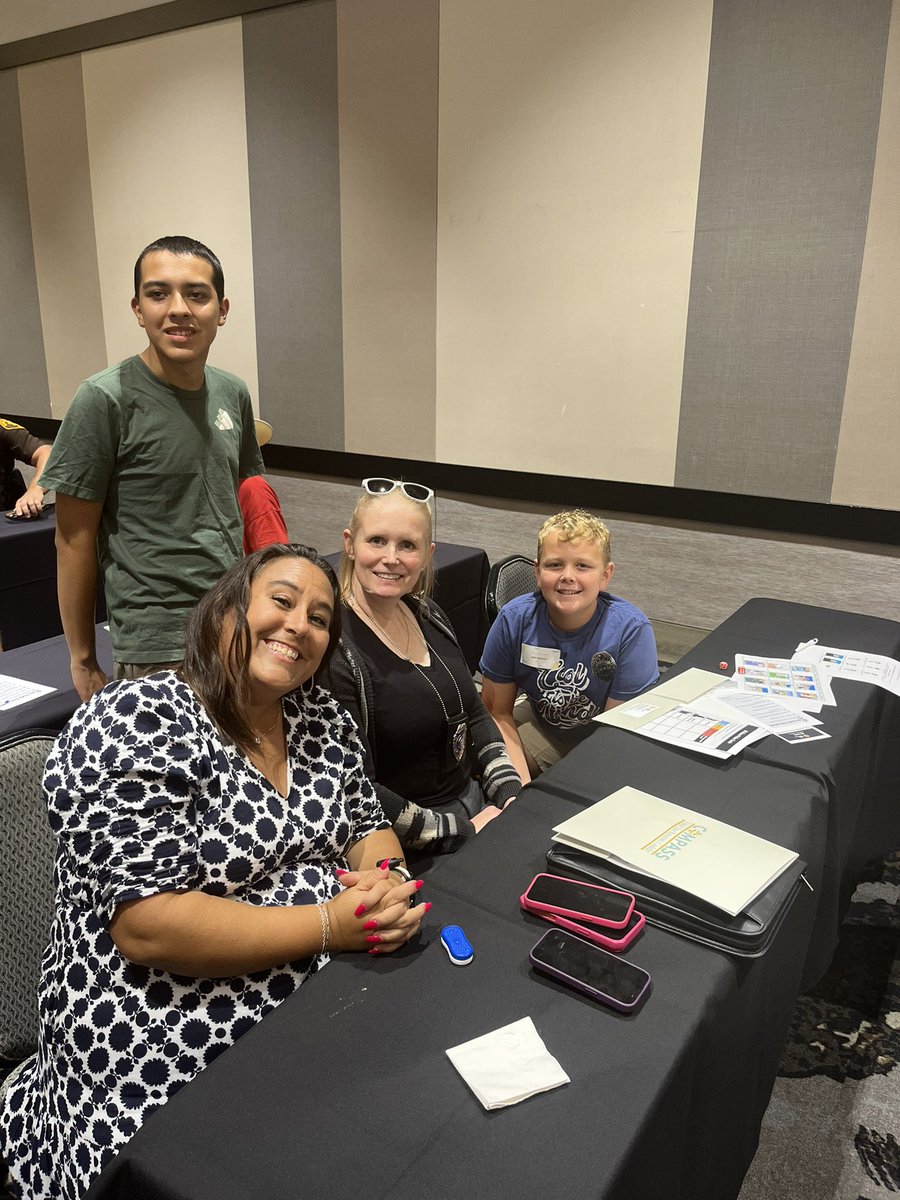 NEStatePatrol's tweet photo. Investigator Hutchison took part in some excellent training related to autism alongside many other local officers and deputies in Kearney.

Thanks to @AutismActionAAP for the training and partnership! https://t.co/1cuTT64rwr
