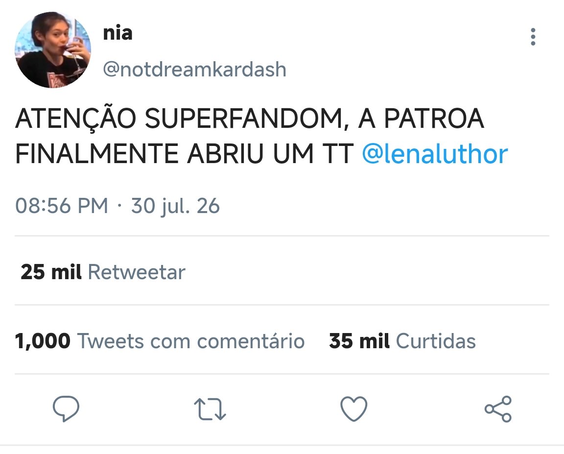 gothluthor's tweet photo. cronicamente online | mini au supercorp ✶

Onde Lena Luthor descobre, através de Nia, o universo de fãs da supergirl e cria uma conta no twitter, pra interagir com eles, apenas por curiosidade. Ou onde o superfandom esfrega verdades na cara de Lena. https://t.co/LgLNxz1x7J