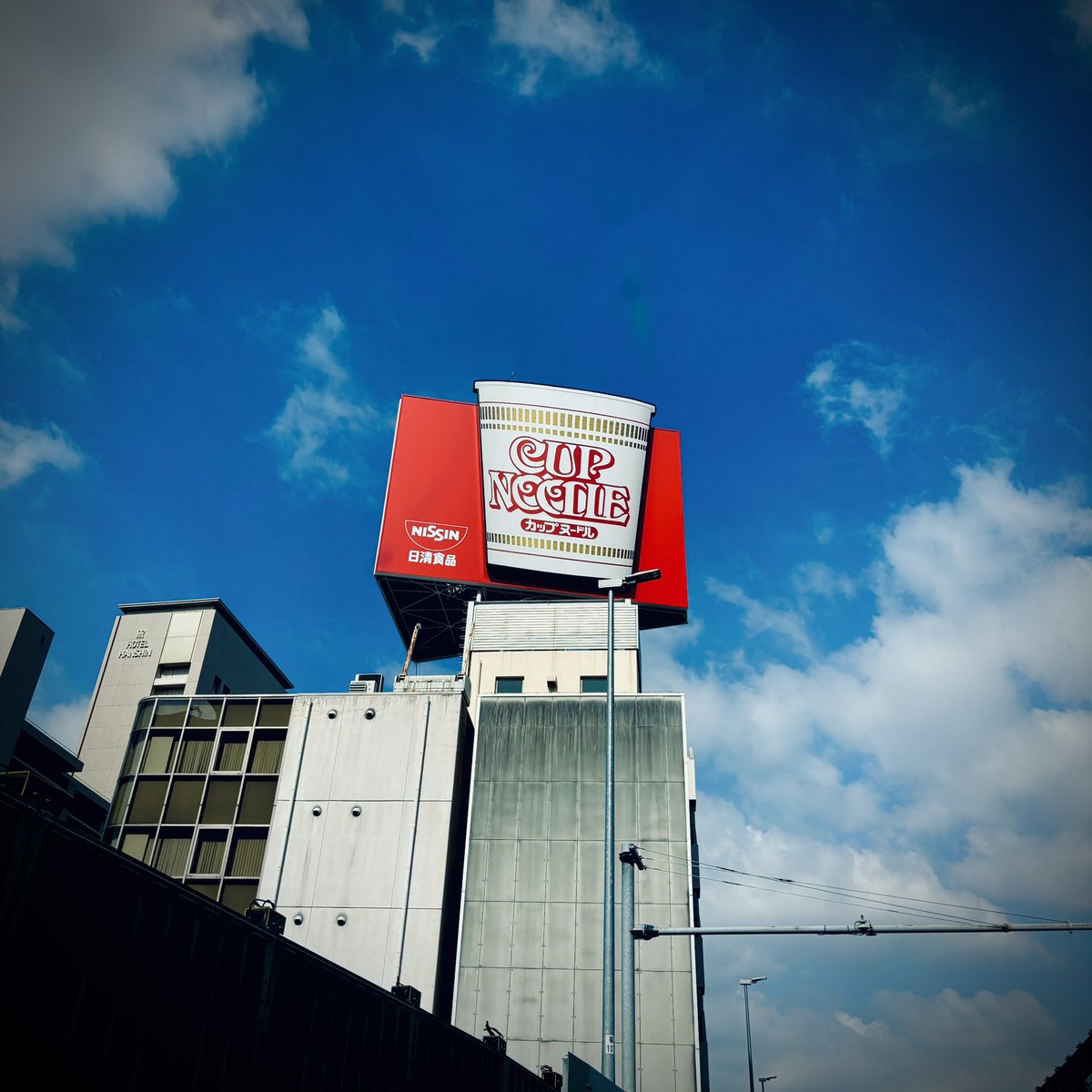 WataruSato's tweet photo. 灼熱の中移動中！

今夜は宇部BIGHIP
会いに来てください！！

染谷俊 x Beadroads
“歌色（ウタイロ）の架け橋” ツアー 宇部編

2026年7月31日（金）
宇部・BIGHIP

open : 17:30 / start : 18:00
出演 : 染谷俊 / Beadroads / 西広ショータ &amp;His Band

https://t.co/ptet0bvMwA https://t.co/UNOjeVLb9U