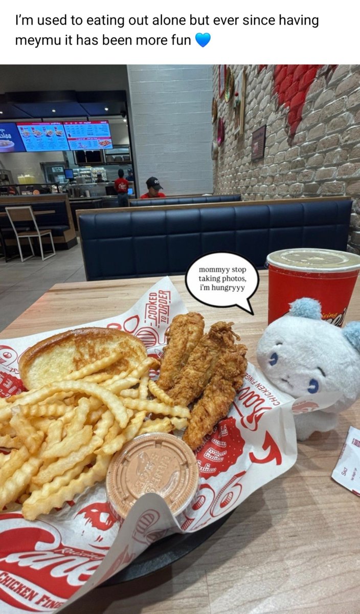 love_is_cherry's tweet photo. *

2026/07/31   AM 08:44

@ :  I’m used to eating out alone but ever since having meymu it has been more fun 💙

❤️ Those chips look so amazing! by the way, meymu, Do you wanna try some? lol They're not really good for you though😭
💙 오우굿모닝맨
❤️ 요우

ㅡ
🔗https://t.co/haoe5DDwXO

#플레이브 #꾸꾸즈 #예준 #은호