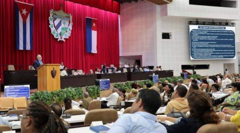 5deseptiembrecu's tweet photo. #DeCuba 🇨🇺 || Nuevo código de Trabajo aprobado hoy en el Parlamento amplía los derechos laborales en #Cuba https://t.co/dYUDUlP48S #CubaLegisla https://t.co/EFFbxyXLIR