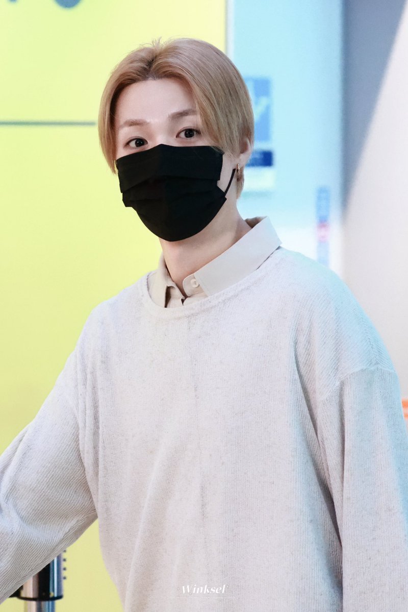 Winksel1204's tweet photo. 260731
ICN

#TREASURE #트레저 #トレジャー
#도영 #DOYOUNG #ドヨン https://t.co/jwfdORriuZ