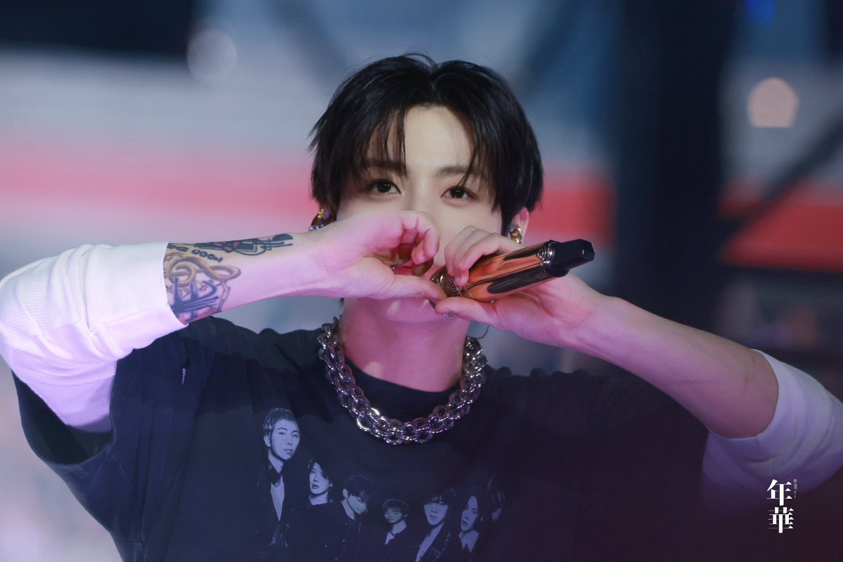 Tiger_Lily_0901's tweet photo. @GCVTJAPAN_JK @thenreport 💜JUNGKOOK応援🐰💜

I vote #JUNGKOOK for Most Handsome Man Alive #MHMA2026 #MHMA2026JUNGKOOK  #NETIZENSCHOICE @thenreport
💜ྀི➰🪻➰💜ྀི🐰ྀི💜ྀི➰🪻➰💜ྀི https://t.co/Qf6iC8ghla