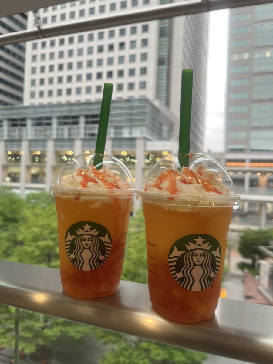 ZfaChm5kY817722's tweet photo. スタバのフラペチーノはストロベリーしか好きではなかったけど…
これ！めちゃくちゃ美味しい😋
リピ確定♡ https://t.co/ZJeOyx0PSd