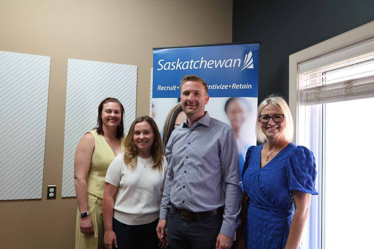 SKGov's tweet photo. Expanding and strengthening the health care workforce in Saskatchewan rural and remote communities remains a key priority of the Patients First Health Care Plan.

To support this goal, a new nurse practitioner is joining the Martensville Collective Health and Wellness Clinic. https://t.co/Xov0MaMwQM
