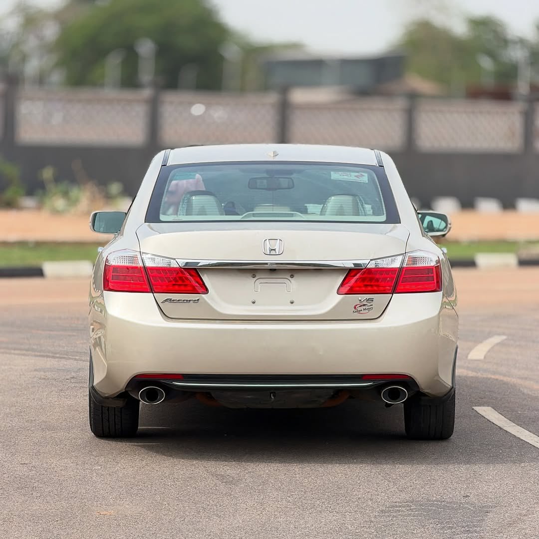 OnyitexHQ's tweet photo. Foreign used 2013 Honda Accord EXL V6 Now Available - ₦15.3M https://t.co/VZM9sYeFw7