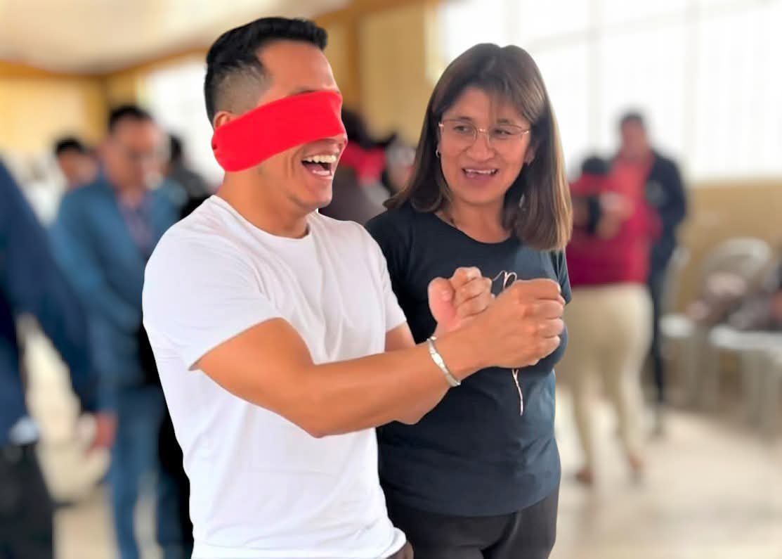 EducacionZ3_Ec's tweet photo. [COTOPAXI] El Distrito Pangua desarrolló la réplica del taller “Educando en Familia”, dirigido a educadores de planteles unidocentes, abordando la temática de inclusión educativa desde las familias, con énfasis en la atención a la discapacidad. 👧🏻👦🏻📚 https://t.co/B0S4mkAF1l
