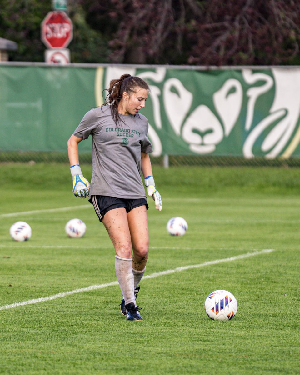 CSUFutbol's tweet photo. Gettin’ ready😤 https://t.co/ojINY6dzFe