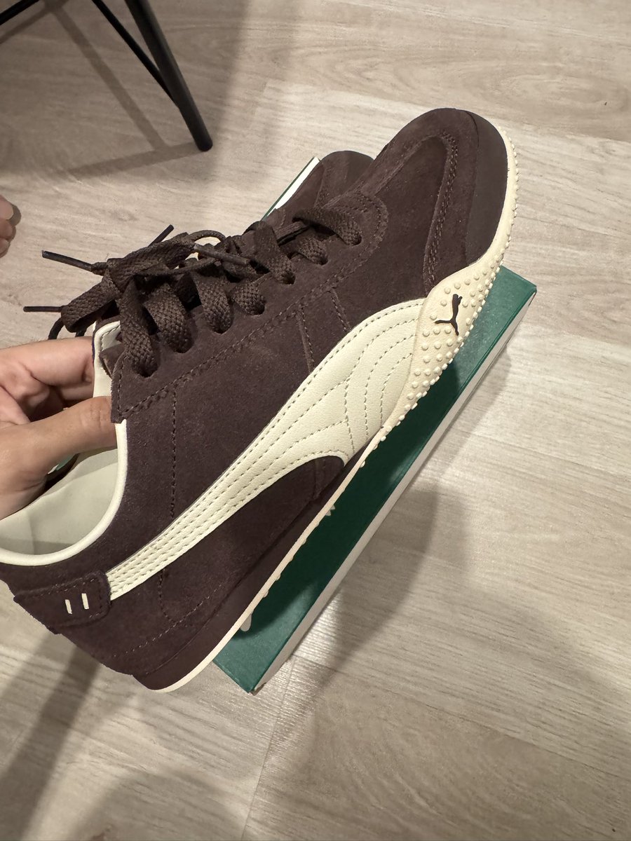 JBB_AG's tweet photo. #ส่งต่อPUMA Bella UT Classic มือ 1 แค่ลองใส่
🔥 1,700 รวมส่ง
Size UK 6.5 เท้า 25 cm หรือ 40 ใส่ได้
#ส่งต่อpuma #รองเท้าผ้าใบ #ส่งต่อรองเท้ามือสอง #เสื้อผ้ามือสอง #pumathailand #ส่งต่อรองเท้า #pumath #pumaspeedcat https://t.co/bODXvU9bzH