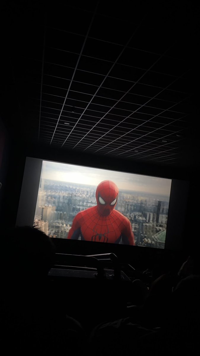 leanyei7's tweet photo. Me proyecte bien cabrón cuando escuché a Peter decirle a Mj: Estoy intentando vivir mi vida sin ti, pero no puedo.. https://t.co/Tja49j3rMc
