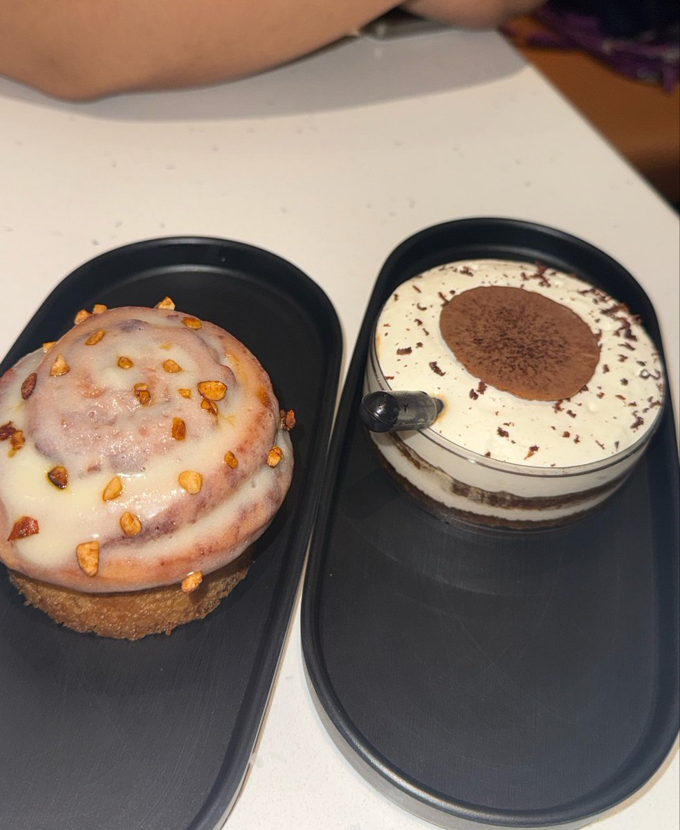 sam_the_fatcat's tweet photo. every time i have a bad day, my bf surprises me with a cinnamon roll and tiramisu because i love both and can never choose between them. and i realize to be loved is to not have to make a choice https://t.co/ihvi534N5Z