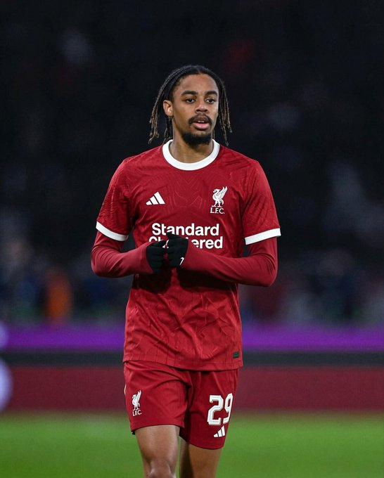LFCTransfer_New's tweet photo. EXCL: Liverpool are optimistic to get the deal done by the time they submit a 125-130M bid after the first one getting rejected. https://t.co/5P2LxznEa8