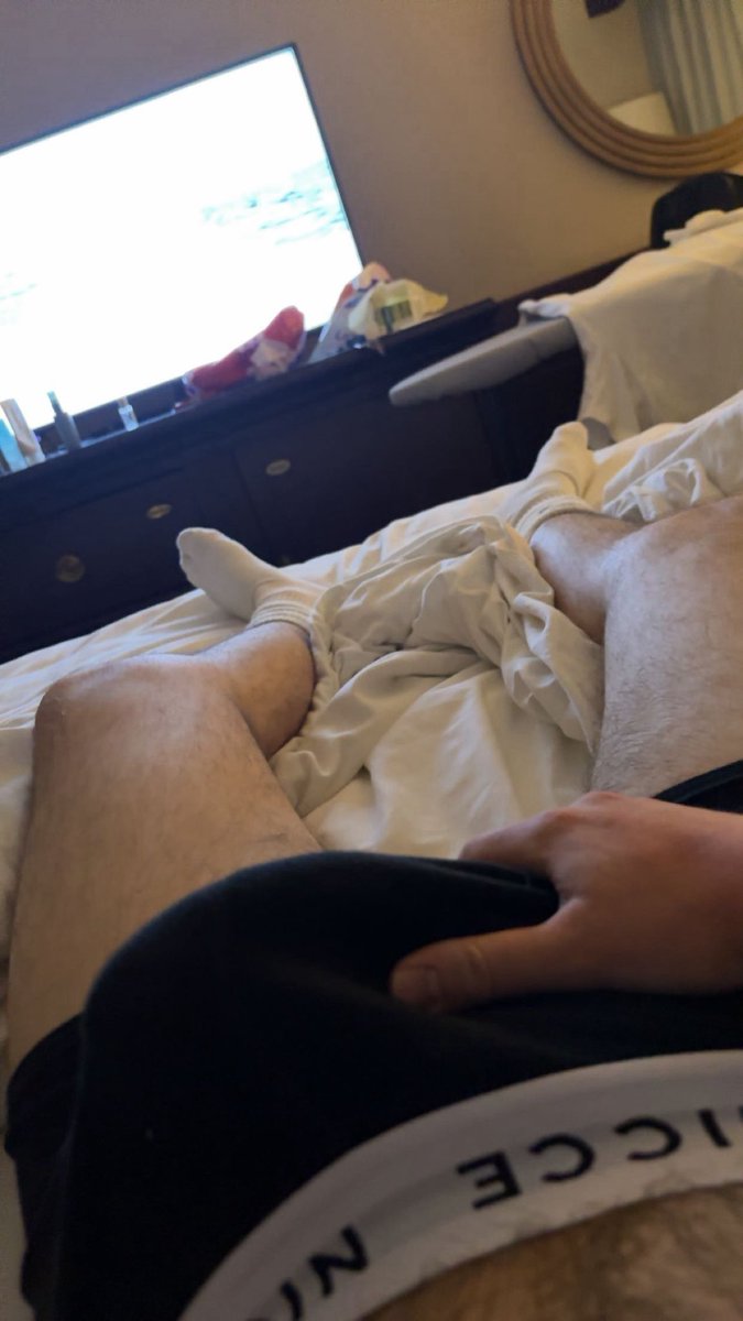 freakldnvers's tweet photo. first post on here.. what’s up😏 https://t.co/h6syT7XB2o