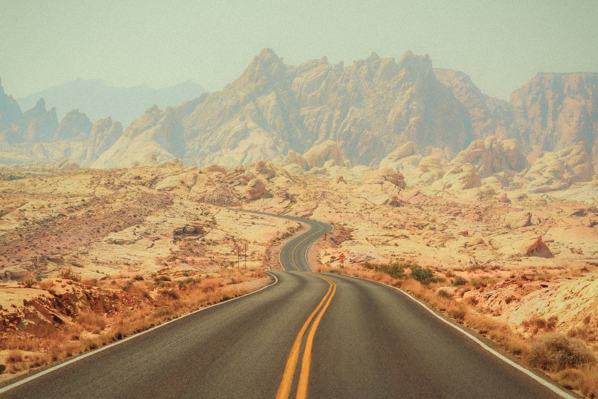 jeffmihaly's tweet photo. Valley of Fire https://t.co/n5zWrOnWVE