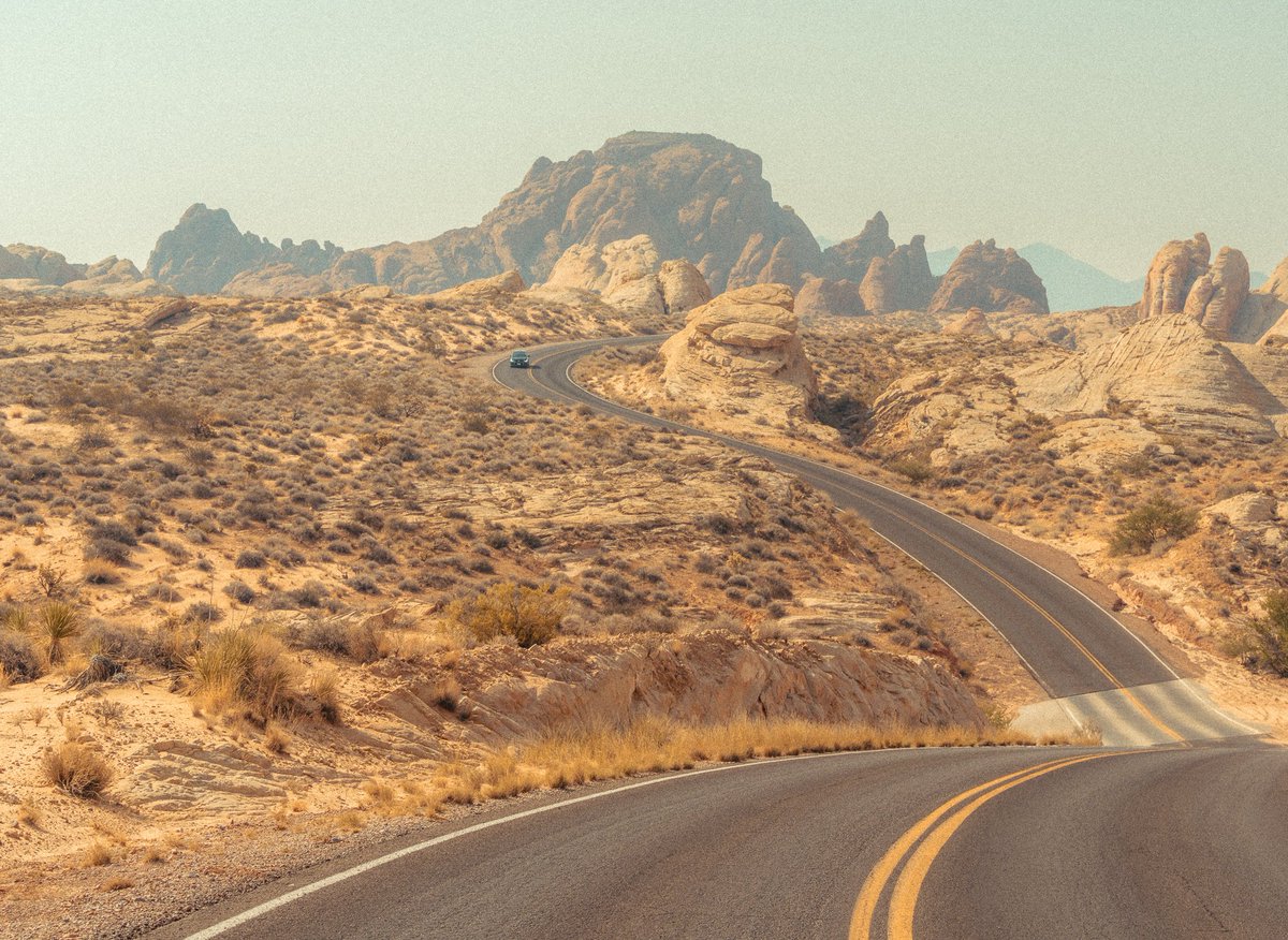 jeffmihaly's tweet photo. Valley of Fire https://t.co/n5zWrOnWVE
