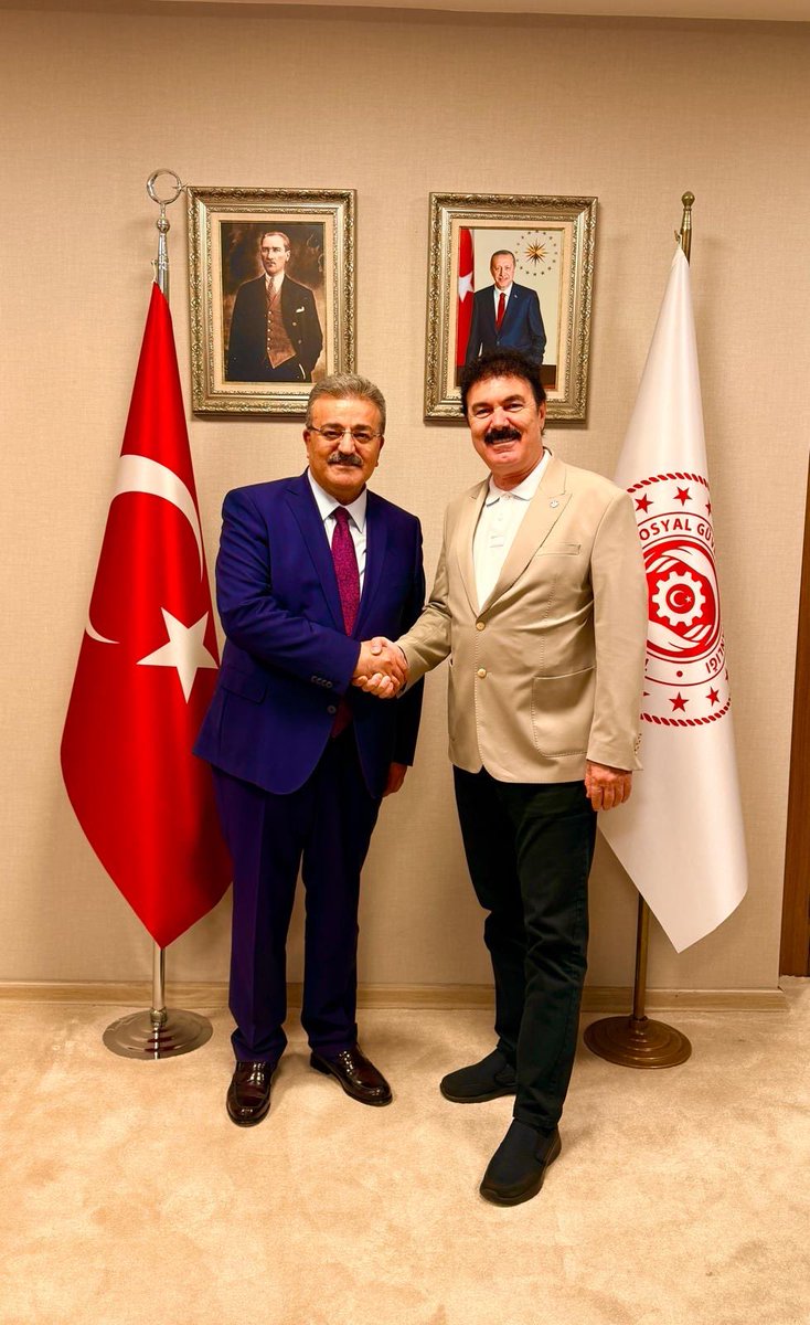 dgskon's tweet photo. @csgbakanligi @farukozcelikgsb Dünya Gençlik Ve Kültür Konfederasyonu @turkeraygunduz #AtayÇokyaman @KemalSelenAlta1 #VedatKoç @kizisinfed @acay_yener katılmışlardır. DGKON @icisleriSTi @TC_icisleri @iletisim @tcbestepe @GalatasaraySK @CelalTANdgskon @gencliksporbak @turkiskonf https://t.co/LkxUNrNfsm