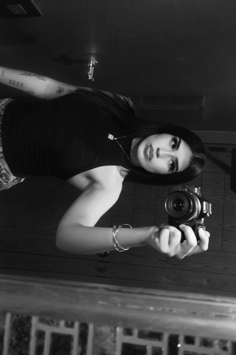 lololololokbyee's tweet photo. need $4,000 by tomorrow ☹️ help me out? 
NOT RESPONDING TO DMS UNTIL I RECEIVE PAYMENT.
#findom #goddess #paypig #sugarbaby https://t.co/XbBxYIf4v8