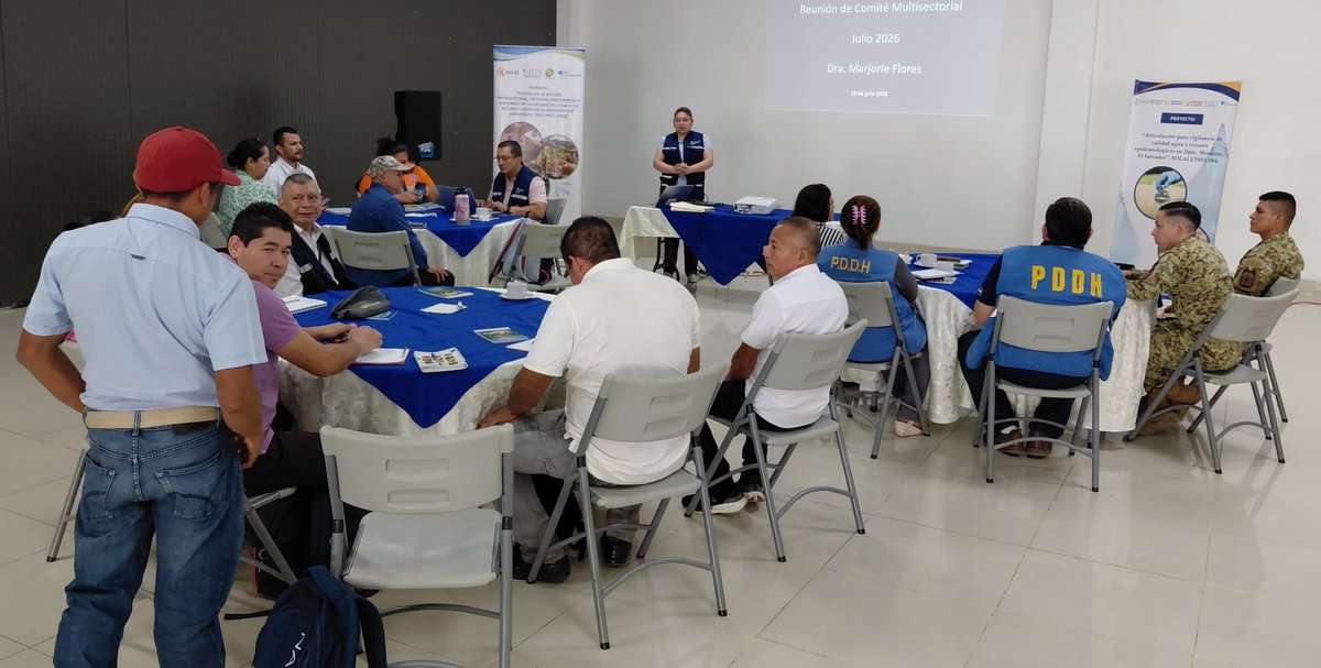 PDDHElSalvador's tweet photo. Atendiendo el Mandanto de #ProcuradoraDDHH @RaqueldeGuevara, #PDDHMorazán participó en reunión del Comité Multisectorial de #Salud, con: #ASPS, @SaludSV, @PROCIVILSV, Unidades Ambientales de la Alcaldia Morazán Sur y Norte, @FUERZARMADASV y Junta de Agua.
#CulturaDePaz https://t.co/AfyVptKHly