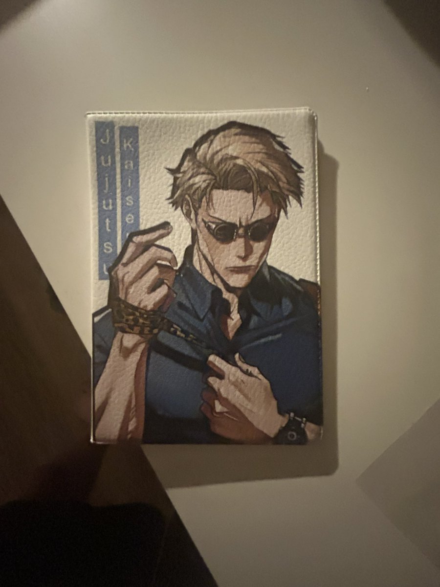 Saterra_'s tweet photo. @zuyuancesar I HAVE THIS PASSPORT COVER😭😭 https://t.co/5vKzKlgWmk