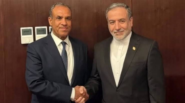 ahmadslmanx's tweet photo. 🚨عاجـــــــــــــــل 

🇪🇬 ☫

وزير الخارجية الإيراني عباس عراقتشي:

تُعدُّ مصر صديقًا وشريكًا مهمًا في المنطقة، ويُشكّل أمنُها أهميةً قصوى بالنسبة لنا.

يجب علينا جميعًا أن نكون يقظين تجاه المخططات الإسرائيلية وعمليات "العَلَم الزائف" التي تهدف إلى تقويض السلام الإقليمي، إن التهديد واضح، ومشترك، ويخشَى تضامن المسلمين.