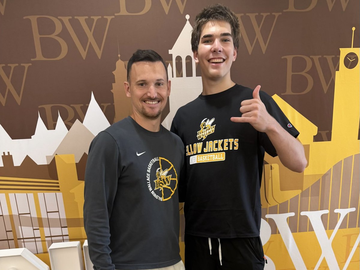 Riley_Galmarini's tweet photo. After  talking with Coach Johnson and Coach Heil I am more than blessed to receive an offer from #baldwinWallaceUniversity
@brad_johnson04 @BWCoachHeil @bwathletics https://t.co/UCycYFnVmB