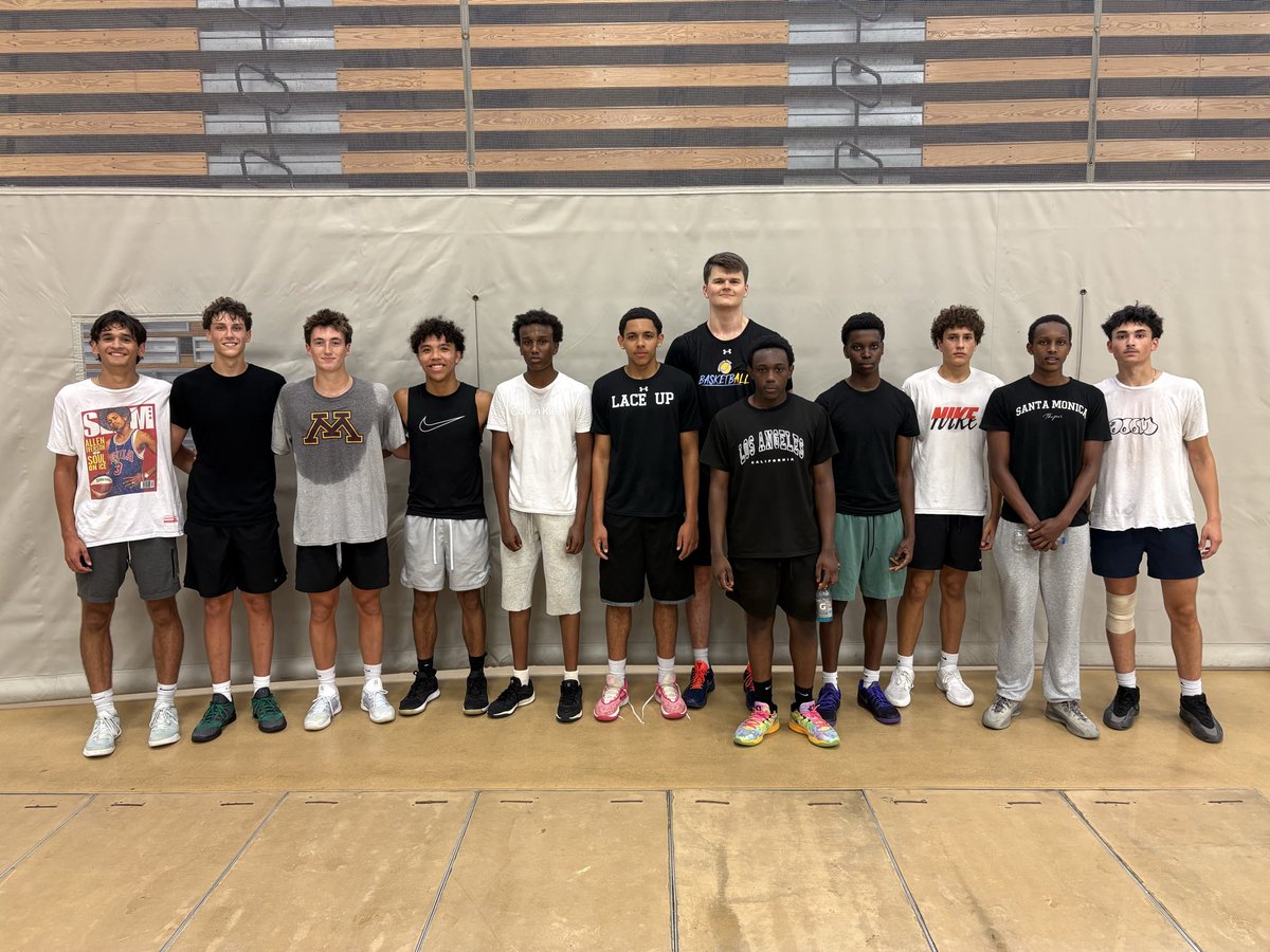 MayoSpartyhoops's tweet photo. Finished up the summer workout series today! Proud of the numbers at the younger grades and the work done by everyone! Keep the fire burning!! 🔥 #BeAboutIt https://t.co/uilp4OenVi