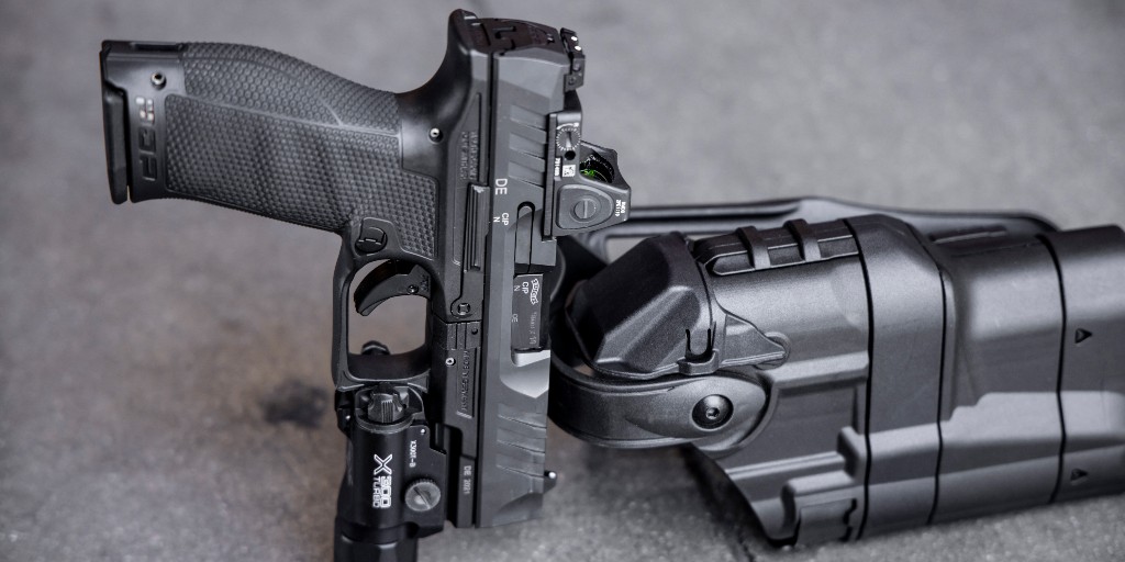 SafarilandGroup's tweet photo. New duty fit unlocked 🔓

Ballast for @WaltherFirearms PDP with large light. We've got your 6. 

🔗 https://t.co/qeySXUcpKI

@Trijicon @SureFireLLC https://t.co/rZgTWOIHSz