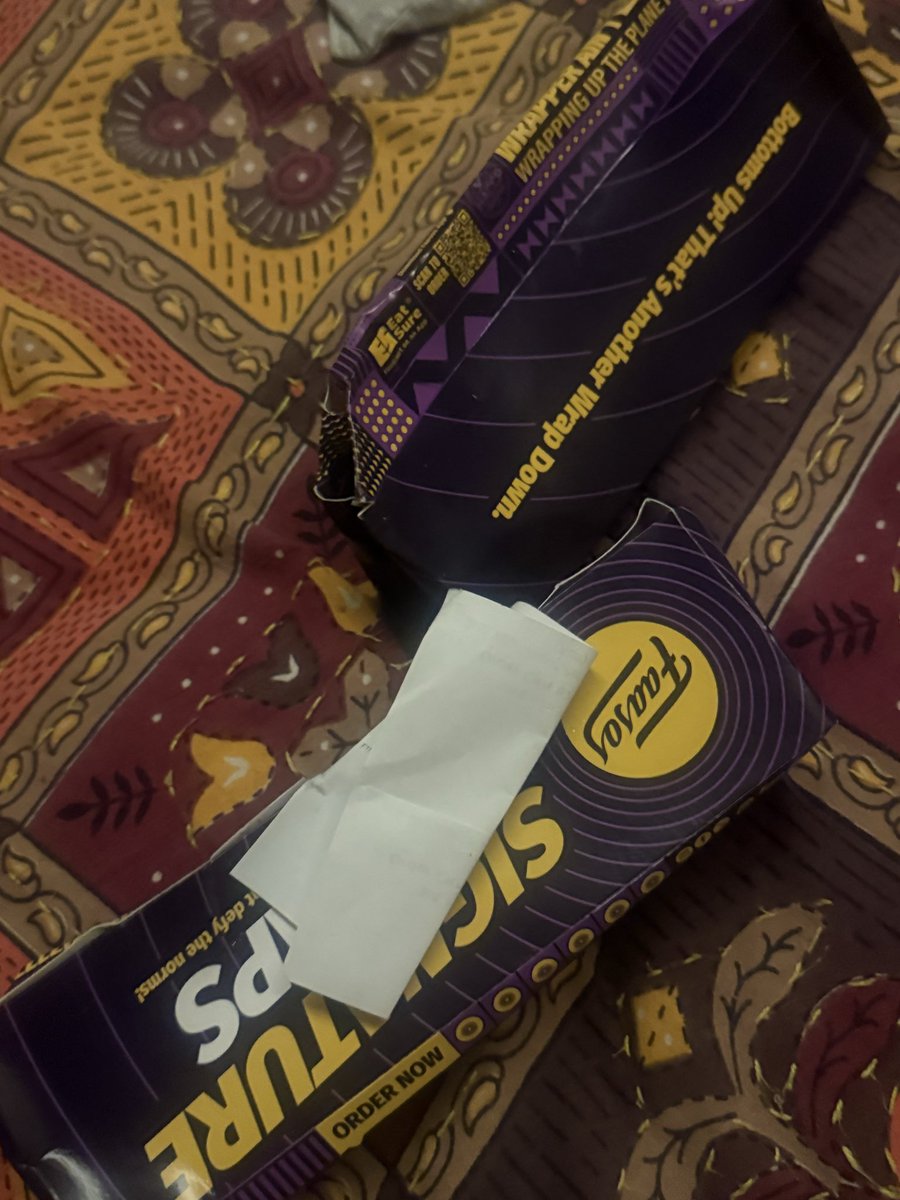 AgRaWalAvAd's tweet photo. @Swiggy @SwiggyCares  Such a bad and worst experience an one can have when you order late night and feeling hungry. The food was so spoiled and the packaging omg just look and image and you guys are not even allowing reporting. I had to vomit the 2 bites that I had. https://t.co/N2zEuf0BvE