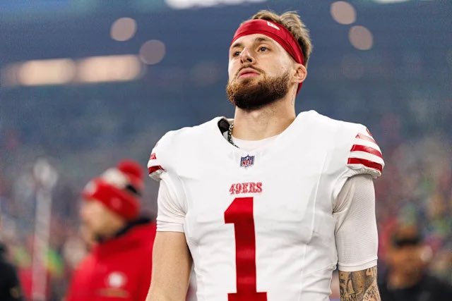 OnyxOdds's tweet photo. @YahooFantasy @MaioccoNBCS @KNBR Ricky Pearsall after playing 55/55 games in college:

- Shot in the chest (missed 6 games)
- PCL injury (missed 8 games)
- Knee swelling (could miss season)

Brutal https://t.co/p4n9S88Zs1
