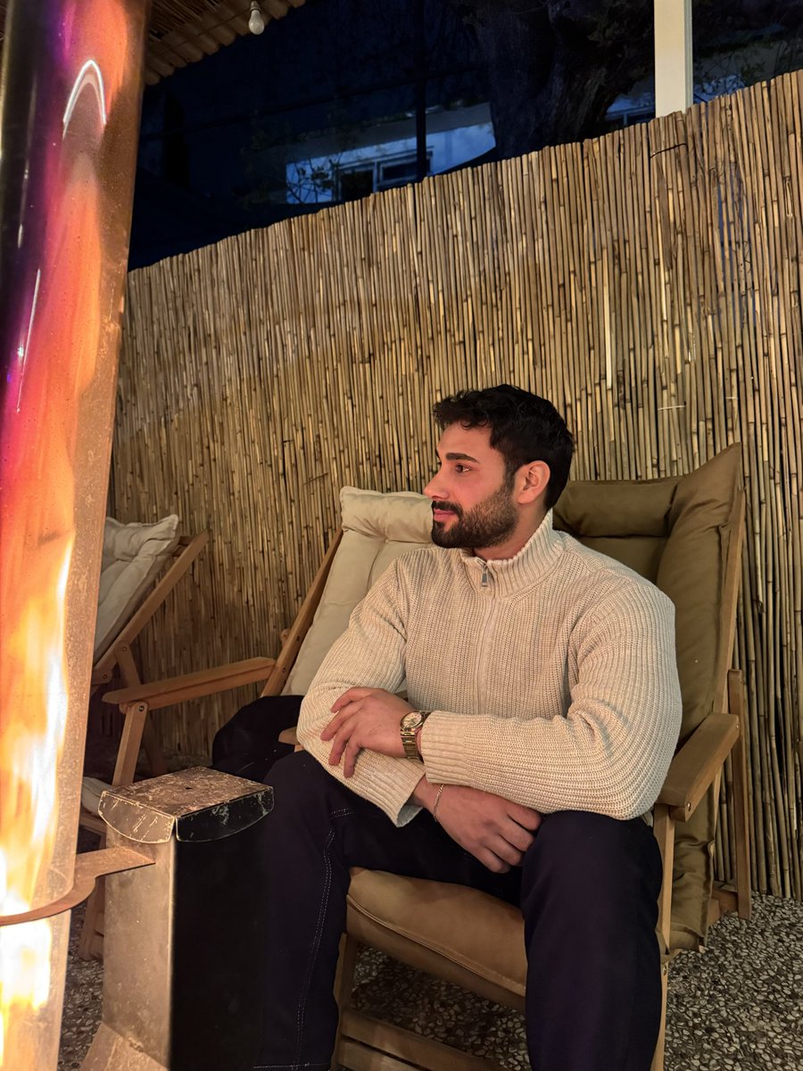 dogansvg's tweet photo. Selam ben ilk başta güven vermeyip sonra vazgeçemeyeceğiniz karakterim :) https://t.co/OomhVMDPAV