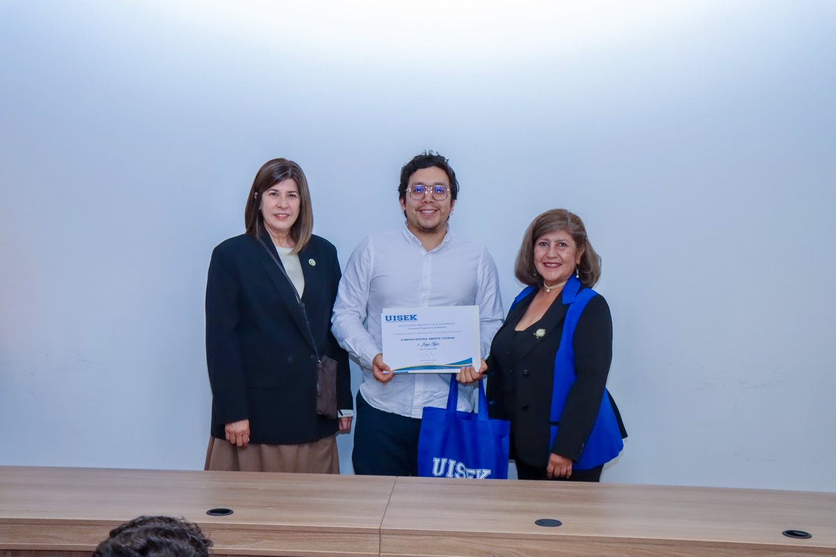 UISEK | Universidad Internacional SEK tweet media