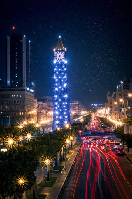 Randar_Ragheb's tweet photo. انها ليست نيويورك ..🇺🇸 انها عاصمة تونس ليلا 🇹🇳📍 https://t.co/nszLYaTXI3