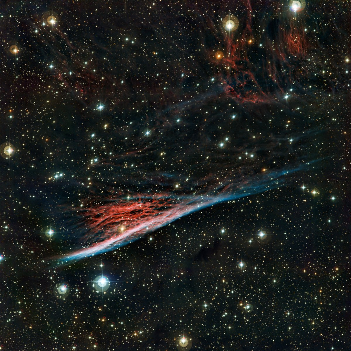 WorldAndScience's tweet photo. The captivating Pencil Nebula (NGC 2736) appears in this image taken at ESO’s La Silla Observatory in Chile. A fragment of a supernova remnant from 11,000 years ago, it was captured with the Wide Field Imager on the MPG/ESO 2.2-meter telescope.

(Credit: ESO) https://t.co/on8XCdc2RP