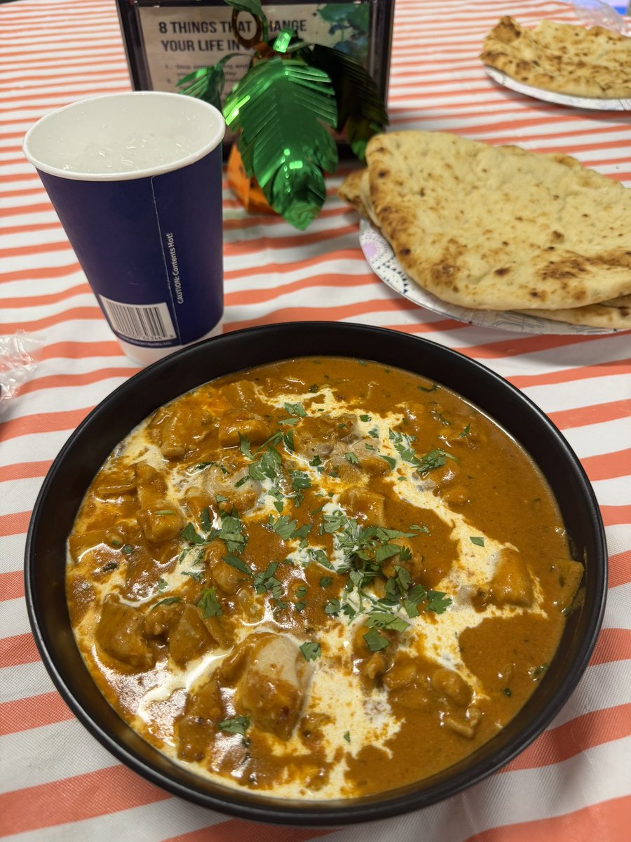 secretlypuar's tweet photo. i made butter chicken for lunch at work 🥰 https://t.co/lGnblmCJi4