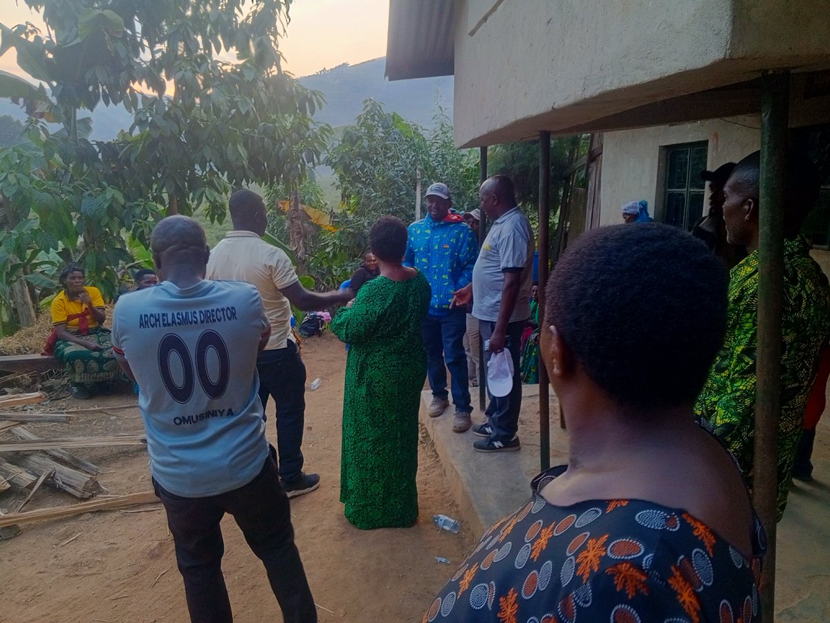 AuntEnid1's tweet photo. Earlier today, I joined the family of the late Johnson Tumukunde in Butanda S/County to offer comfort.  
The Former H/teacher of Musamba P/S tragically drowned in Lake Bunyonyi on Sunday. His body has not yet been found.  
We pray for strength for the family and for his body to https://t.co/JQvUs1An3y