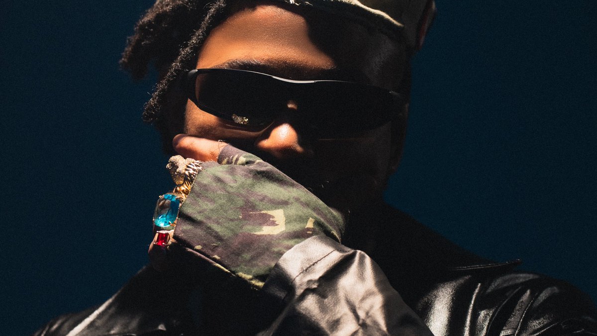 imirante's tweet photo. Jota SF lança álbum solo nas plataformas de streaming https://t.co/zqKZ1W4iCq #jotasf #submerso https://t.co/JyHn7niL7X