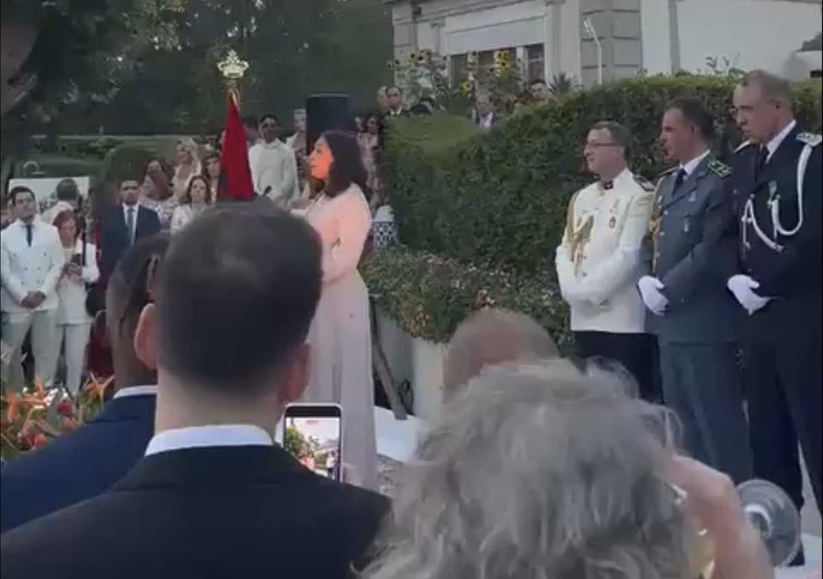 arturovilla's tweet photo. Muchos os preguntáis dónde están los mandos militares y policiales durante la invasión de Ceuta…

Pues no os lo vais a creer: en la Embajada de Marruecos, en una fiesta en honor al reinado del sátrapa Mohammed VI. https://t.co/ev0PwIGf1z